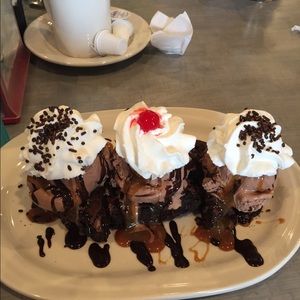 Meet your Posher, Vivian and aurora